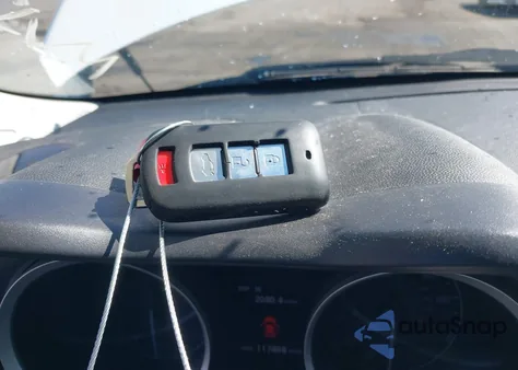 2011 Mitsubishi Lancer Evolution Gsr z USA, uszkodzony, nr VIN JA32W8FV3BU046554